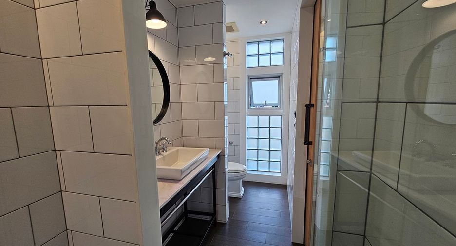 Condo en venta de 5 habitaciones en Watthana, Bangkok