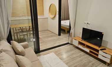For sale 1 Beds condo in Huai Khwang, Bangkok