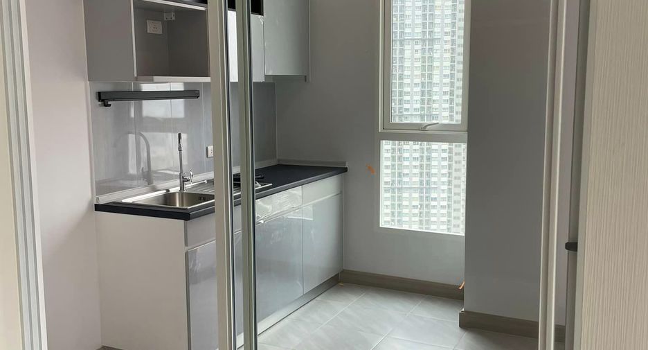 For sale 2 Beds condo in Chom Thong, Bangkok