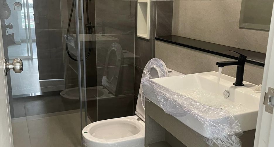 For sale 2 Beds condo in Chom Thong, Bangkok