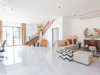 For rent 5 bed villa in Mueang Phuket, Phuket