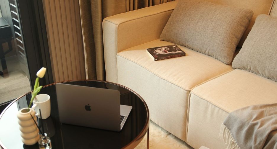 For sale 1 bed condo in Khlong Toei, Bangkok