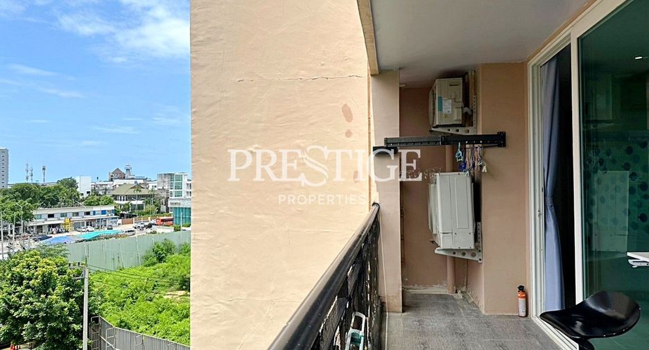 For sale 2 bedrooms condo in Jomtien, Pattaya