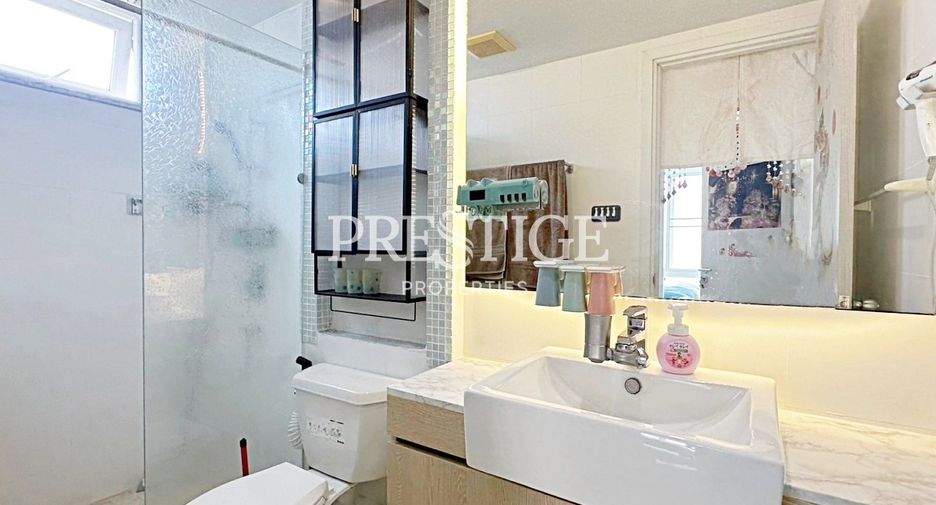 For sale 2 bedrooms condo in Jomtien, Pattaya