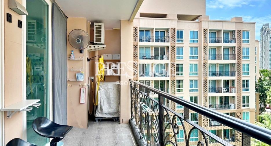 For sale 2 bedrooms condo in Jomtien, Pattaya