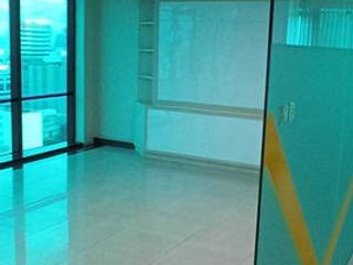 For rent 1 bed office in Huai Khwang, Bangkok
