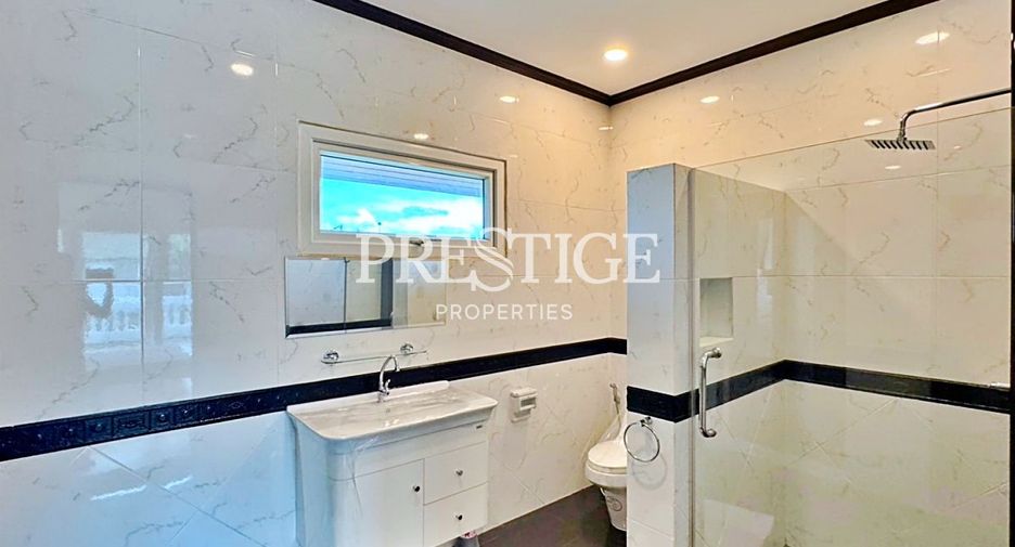 Casa en venta de 3 habitaciones en Bang Lamung, Chonburi