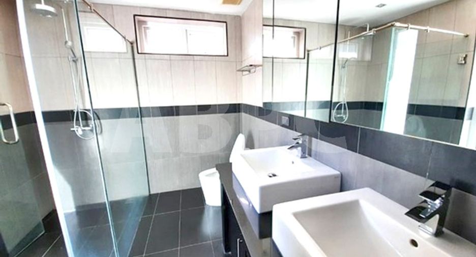À vendre 5 chambres maison à Bang Lamung, Chonburi