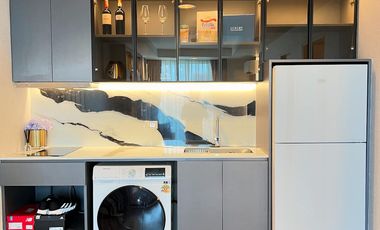 For rent 2 bed condo in Din Daeng, Bangkok