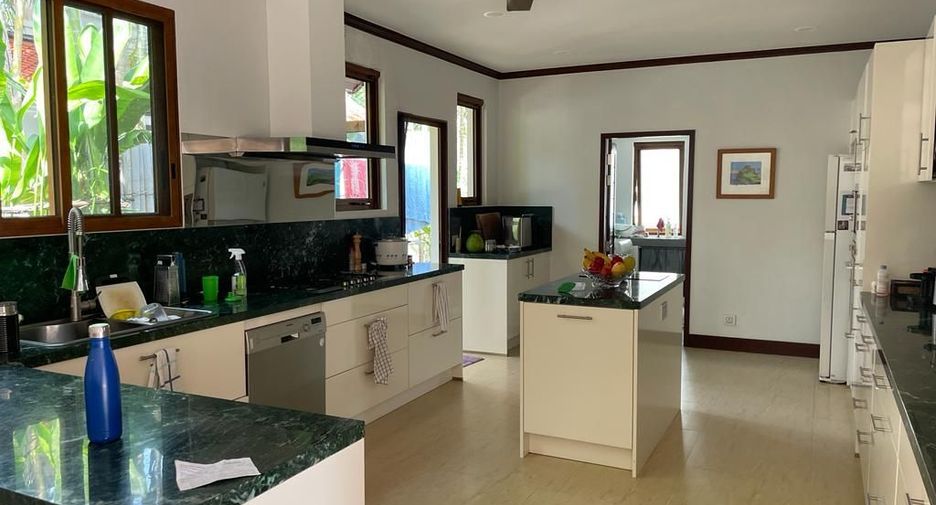For sale 5 bed villa in Thalang, Phuket