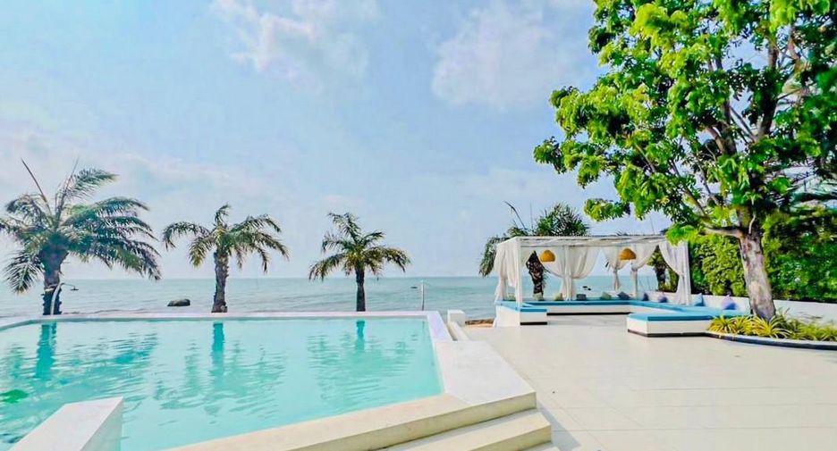 Condo en venta de 3 habitaciones en Sattahip, Chonburi