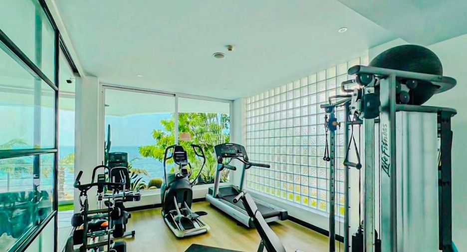 Condo en venta de 3 habitaciones en Sattahip, Chonburi