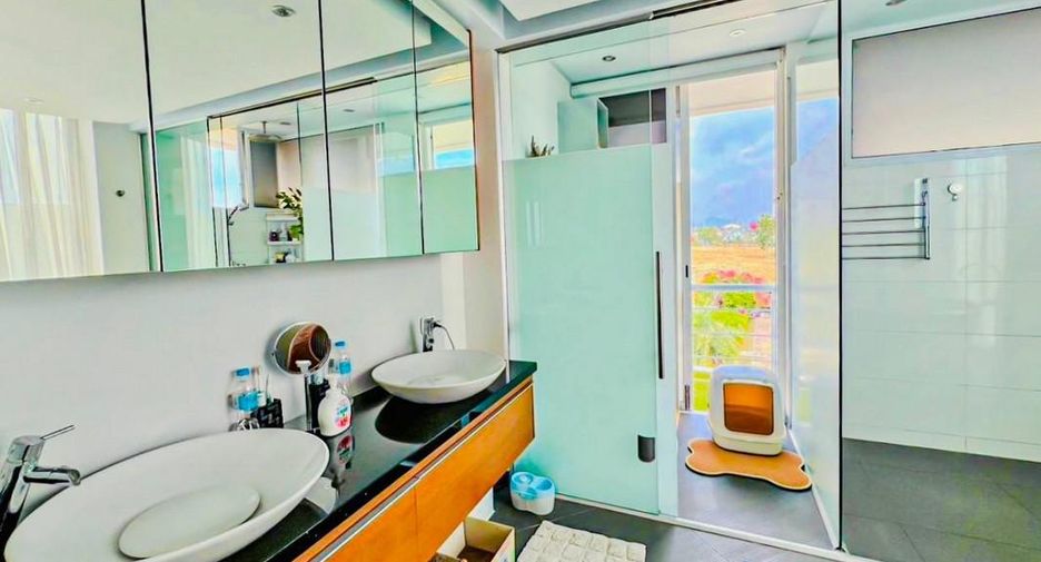 Condo en venta de 3 habitaciones en Sattahip, Chonburi