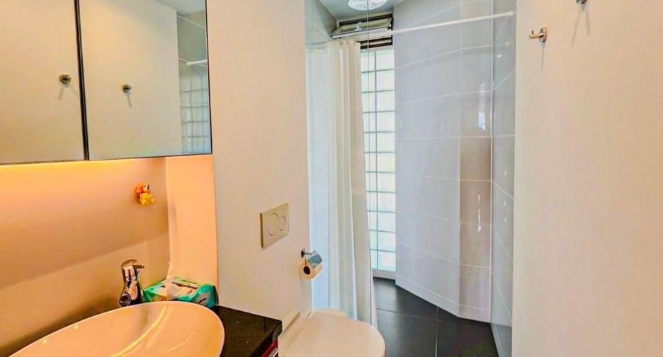 Condo en venta de 3 habitaciones en Sattahip, Chonburi