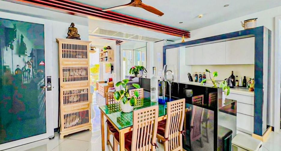 Condo en venta de 3 habitaciones en Sattahip, Chonburi