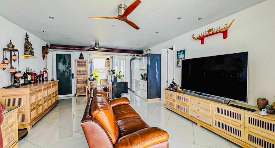 Condo en venta de 3 habitaciones en Sattahip, Chonburi