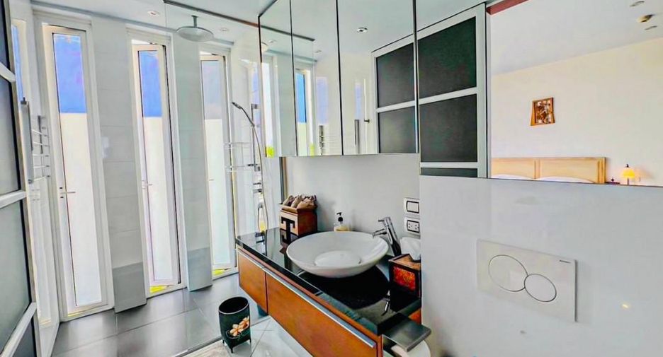 Condo en venta de 3 habitaciones en Sattahip, Chonburi