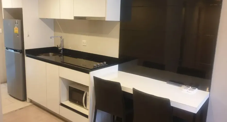 For rent 2 bedrooms condo in Watthana, Bangkok