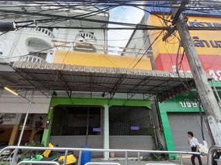 For sale 3 Beds retail Space in Mueang Udon Thani, Udon Thani