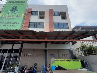 For sale 6 Beds retail Space in Mueang Udon Thani, Udon Thani