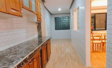 For sale 3 bed townhouse in Khlong Luang, Pathum Thani