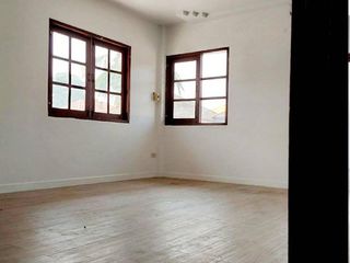For sale 5 Beds townhouse in Sam Phran, Nakhon Pathom
