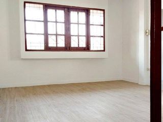 For sale 5 Beds townhouse in Sam Phran, Nakhon Pathom