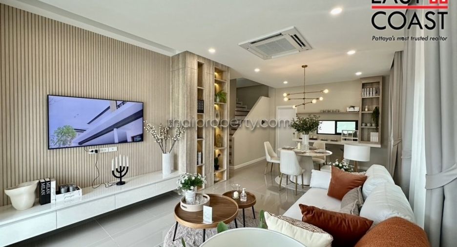 For sale 4 bedrooms house in Bang Lamung, Chonburi
