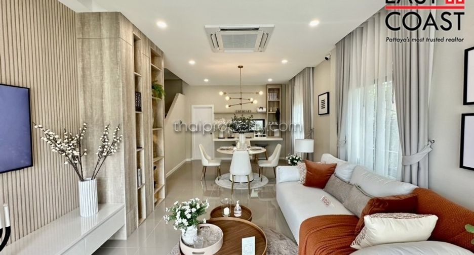 For sale 4 bedrooms house in Bang Lamung, Chonburi