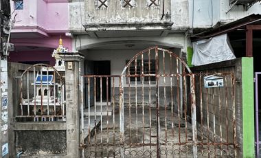 For sale 2 bed townhouse in Thanyaburi, Pathum Thani