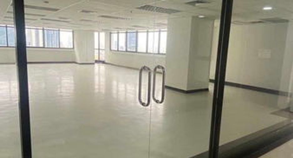 For rent and for sale 1 bed office in Phaya Thai, Bangkok