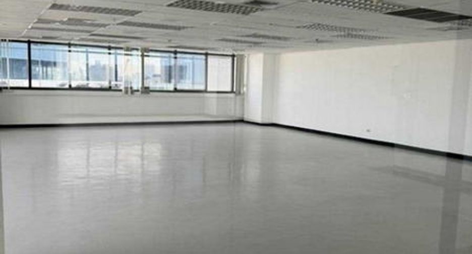 For rent and for sale 1 bed office in Phaya Thai, Bangkok
