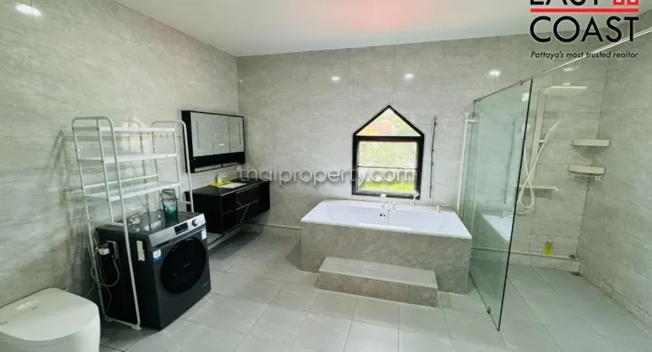 For rent and for sale 8 bedrooms house in Bang Lamung, Chonburi