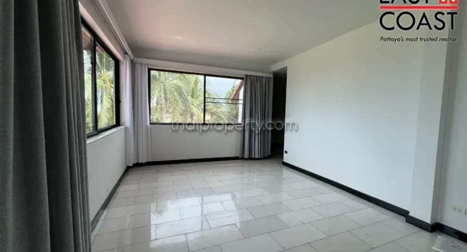 For rent and for sale 8 bedrooms house in Bang Lamung, Chonburi