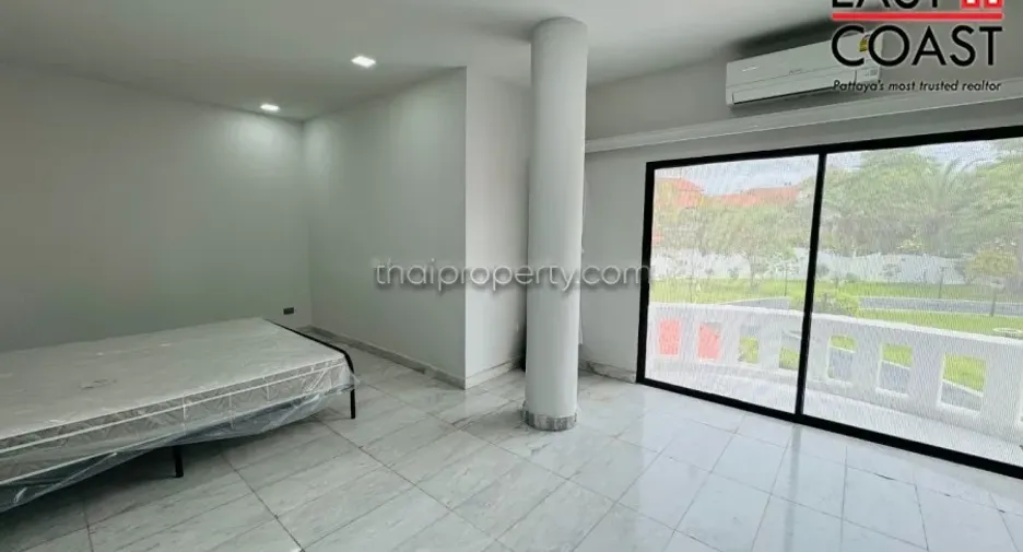 For rent and for sale 8 bedrooms house in Bang Lamung, Chonburi