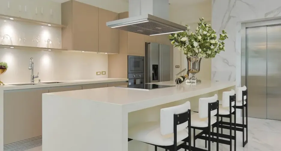 For sale 4 bedrooms house in Watthana, Bangkok