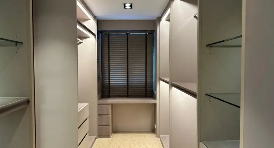 Wohnung zum Kauf mit 3 Zimmer in Khlong Toei, Bangkok