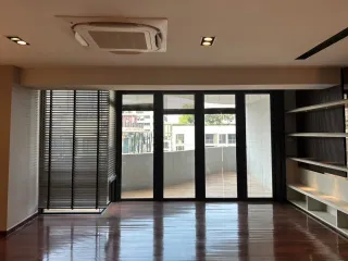 出售 3 卧室 公寓 在 Khlong Toei, 曼谷