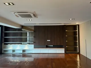出售 3 卧室 公寓 在 Khlong Toei, 曼谷