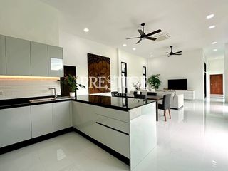 For sale and for rent 4 bedrooms house in Bang Lamung, Chonburi