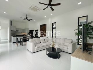 For sale and for rent 4 bedrooms house in Bang Lamung, Chonburi