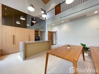 For sale 3 Beds house in Huai Khwang, Bangkok