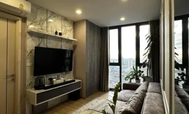 For rent 1 bed condo in Phaya Thai, Bangkok