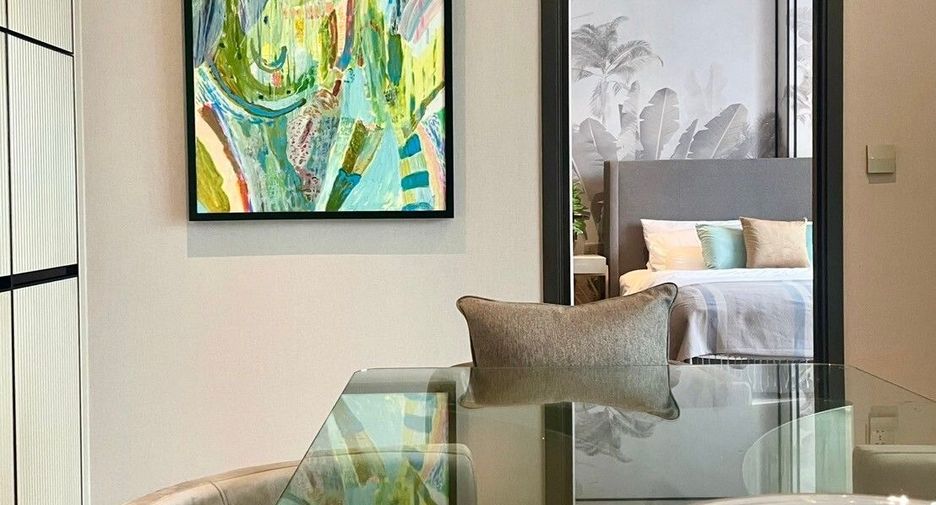 For rent 2 bed condo in Watthana, Bangkok
