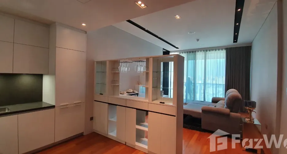 For rent 1 bed condo in Khlong San, Bangkok