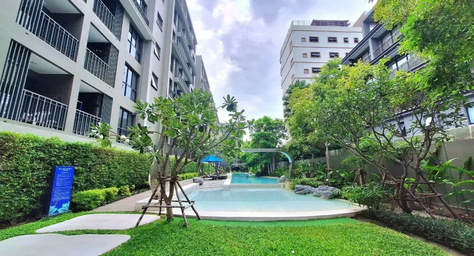 For sale 2 bed condo in Hua Hin, Prachuap Khiri Khan