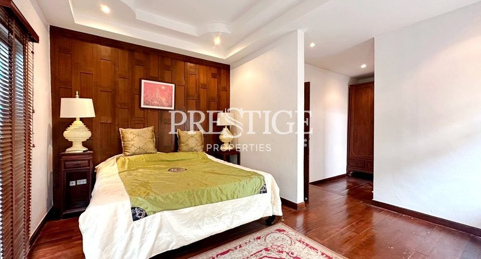 For sale 4 bedrooms house in Bang Lamung, Chonburi