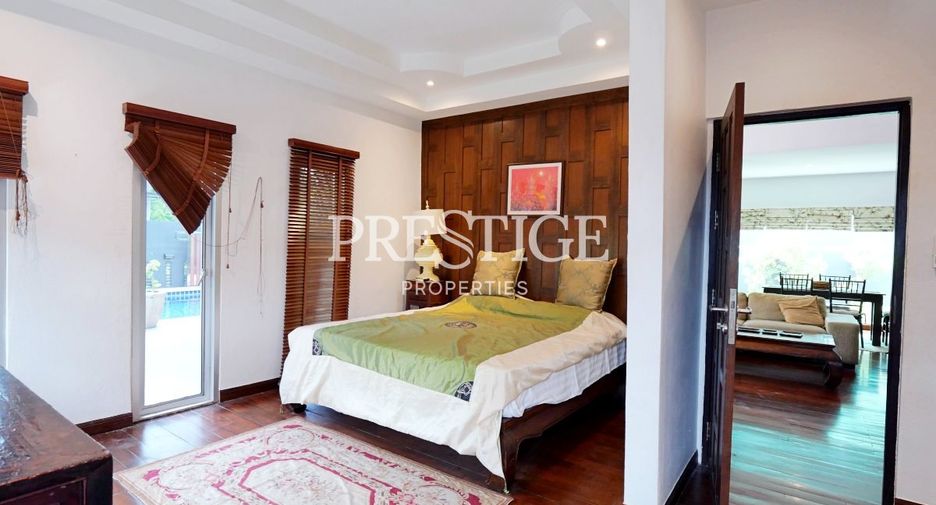 For sale 4 bedrooms house in Bang Lamung, Chonburi