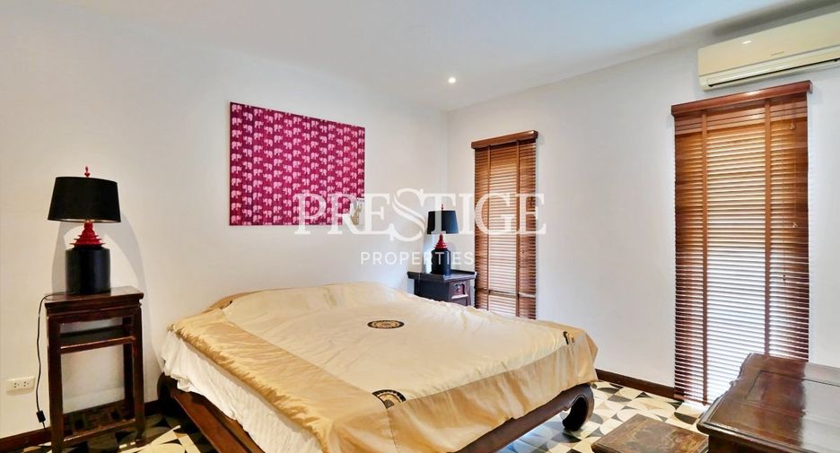 For sale 4 bedrooms house in Bang Lamung, Chonburi