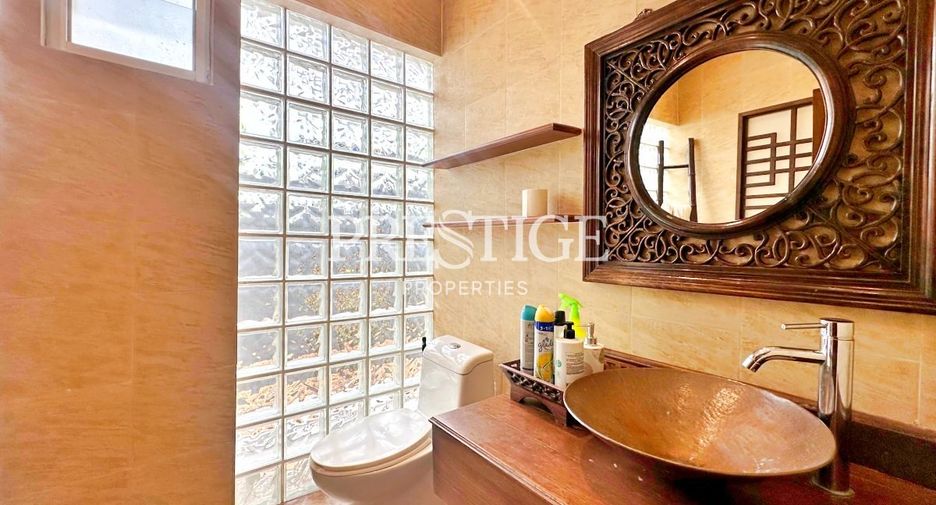 For sale 4 bedrooms house in Bang Lamung, Chonburi
